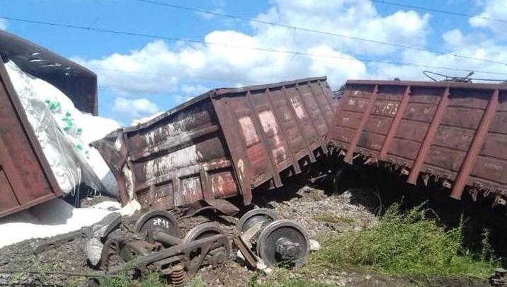 Наслідки сходження вантажних вагонів в Одеській області планується ліквідувати до 16:00