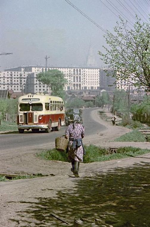 ЗІС-155 на Старокалужское шосе, в районі села Семенівське і Ленінського проспекту, 1958 рік